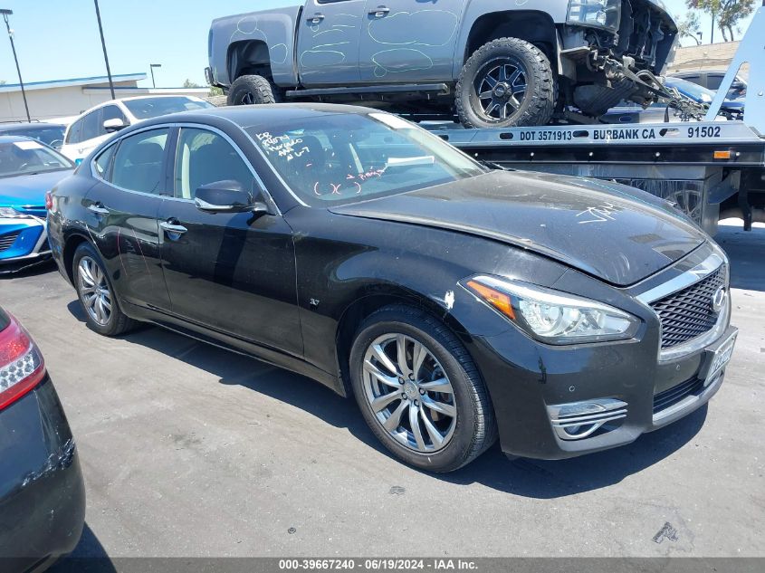 2015 INFINITI Q70 3.7