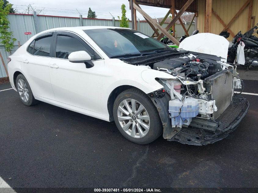 2019 TOYOTA CAMRY LE