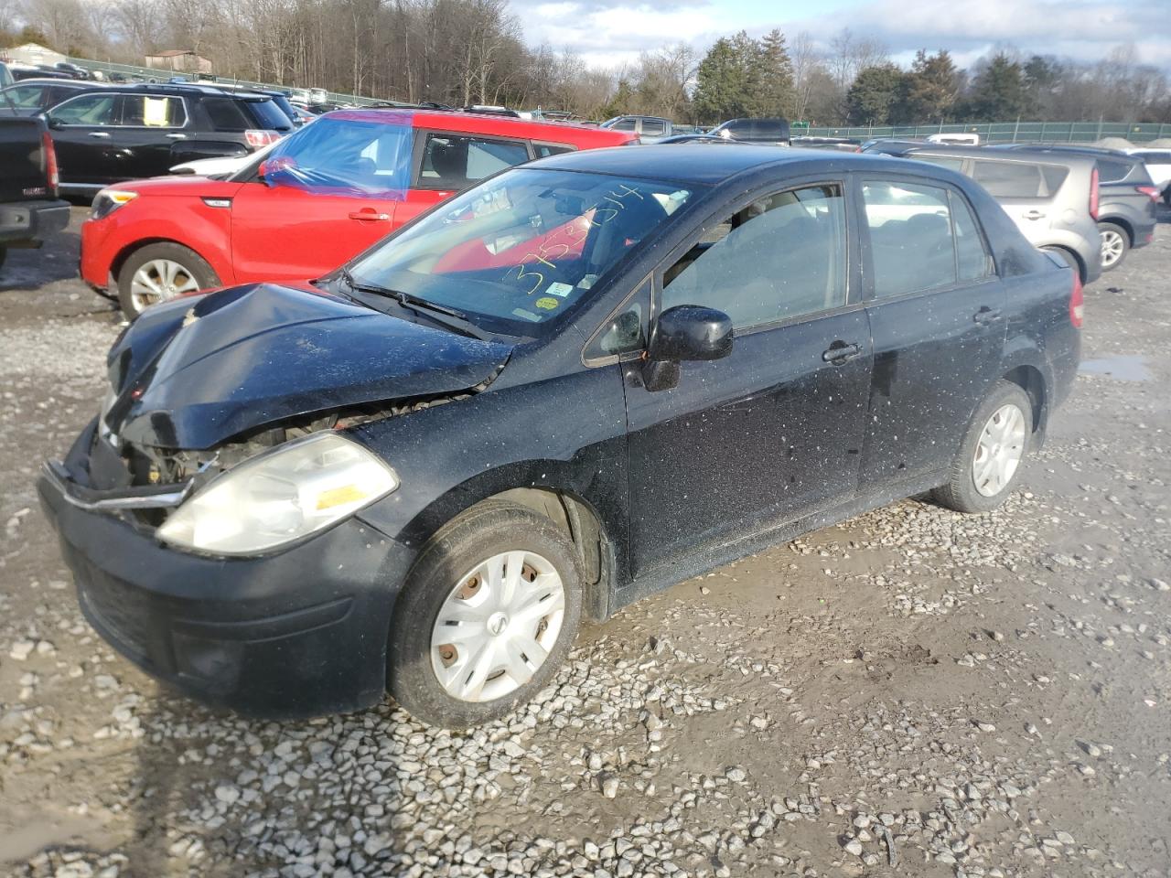 2011 NISSAN VERSA S