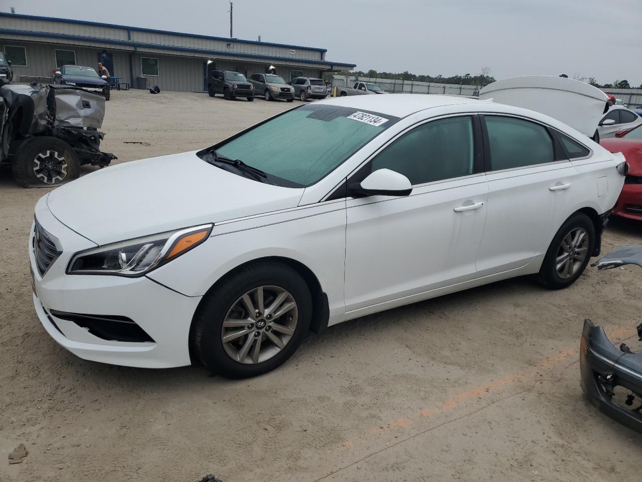 2017 HYUNDAI SONATA SE