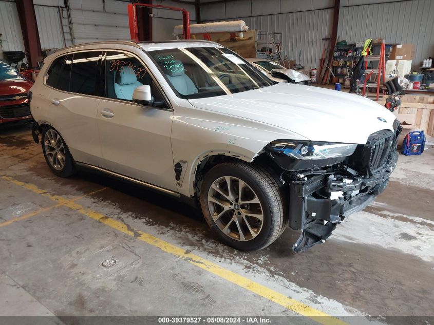 2024 BMW X5 PHEV XDRIVE50E