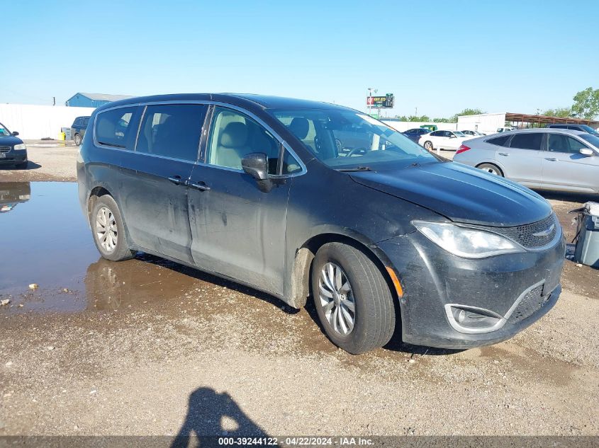 2019 CHRYSLER PACIFICA TOURING PLUS