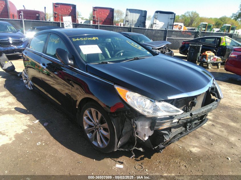 2013 HYUNDAI SONATA SE