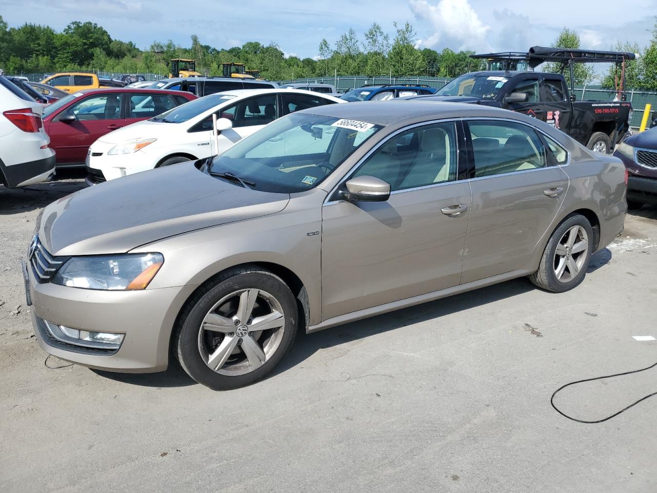 2015 VOLKSWAGEN PASSAT S