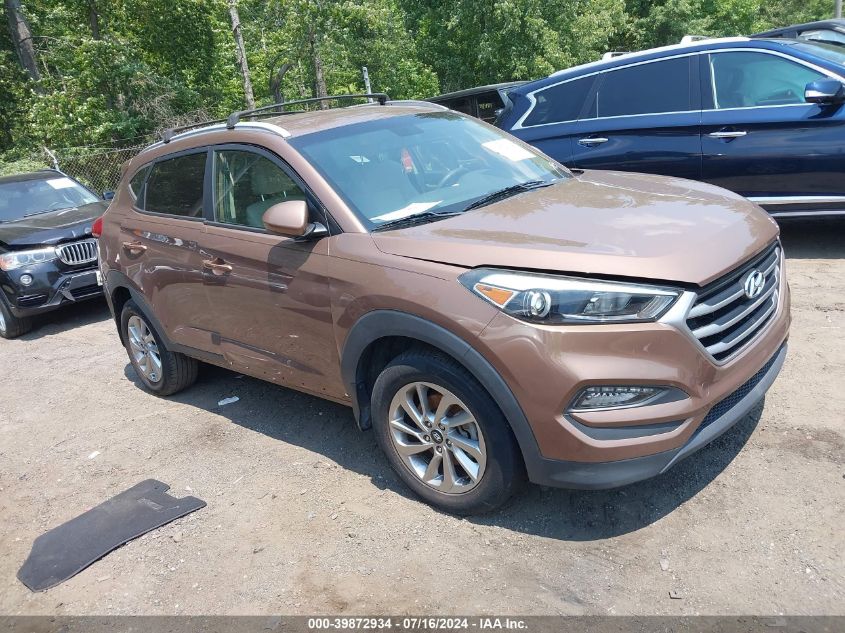 2017 HYUNDAI TUCSON SE