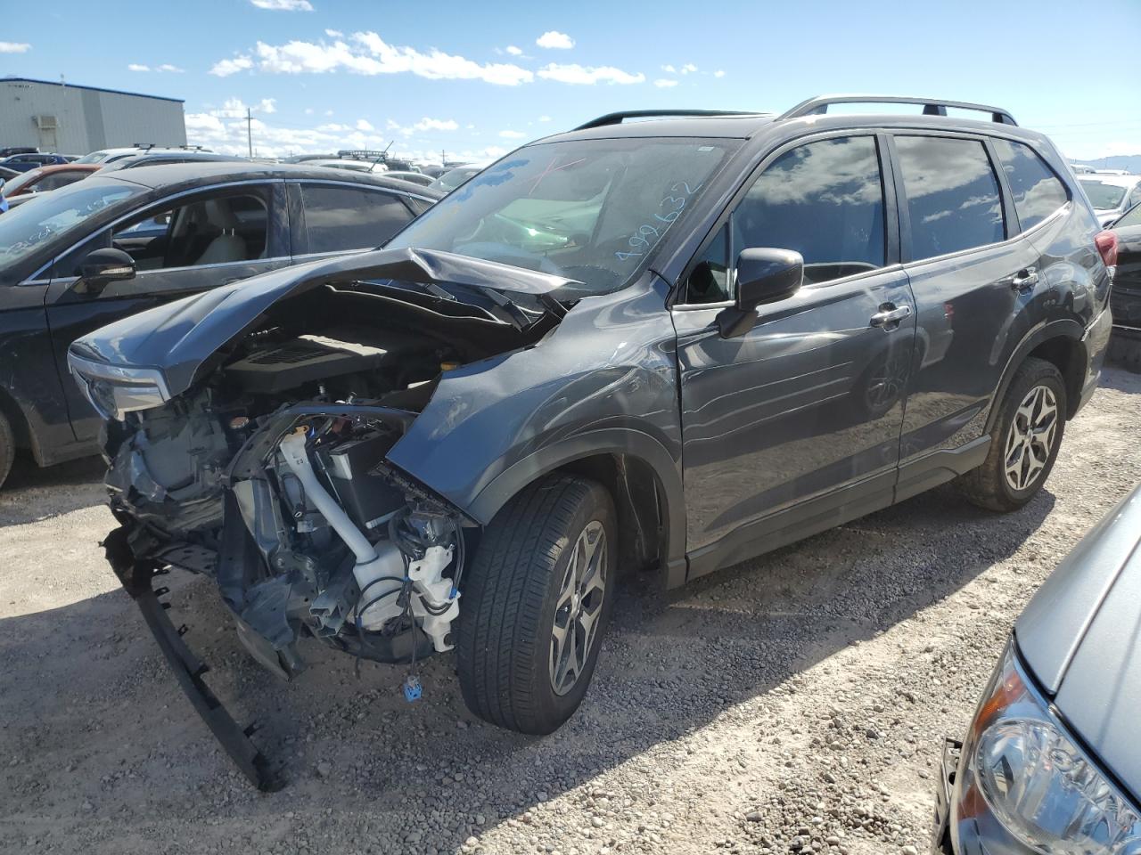 2020 SUBARU FORESTER PREMIUM