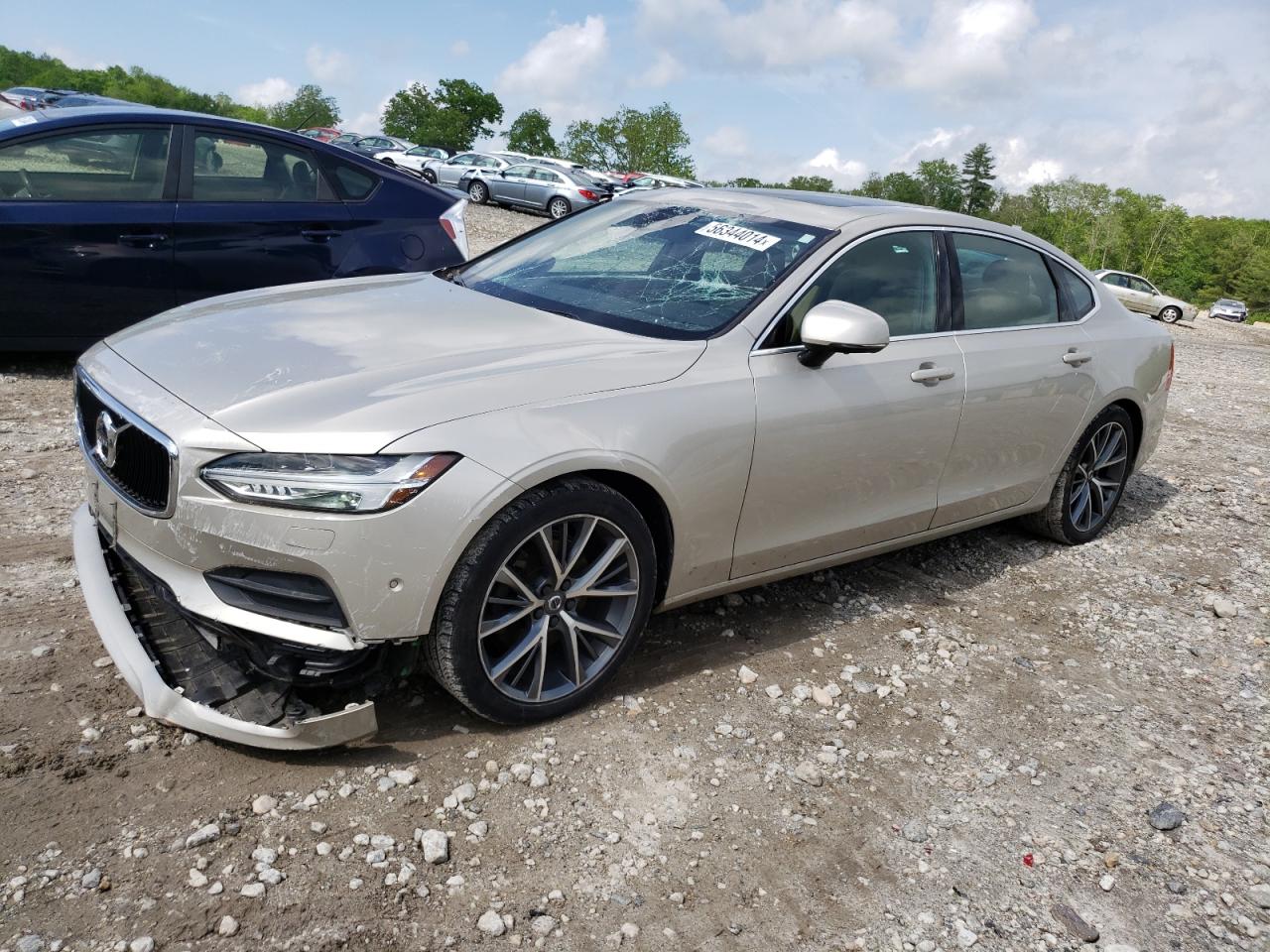 2018 VOLVO S90 T5 MOMENTUM