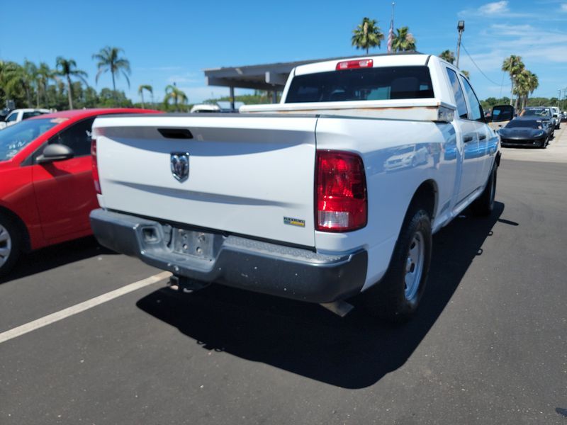 2018 RAM 1500 TRADESMAN QUAD CAB 4X2 6'4 BOX