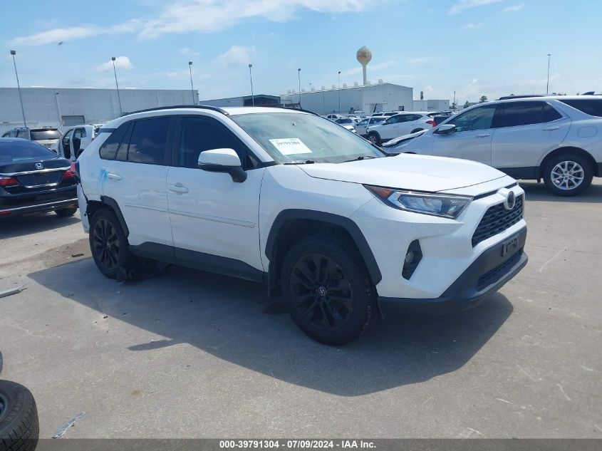 2020 TOYOTA RAV4 XLE PREMIUM