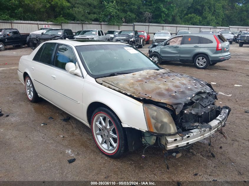 2011 CADILLAC DTS LUXURY COLLECTION