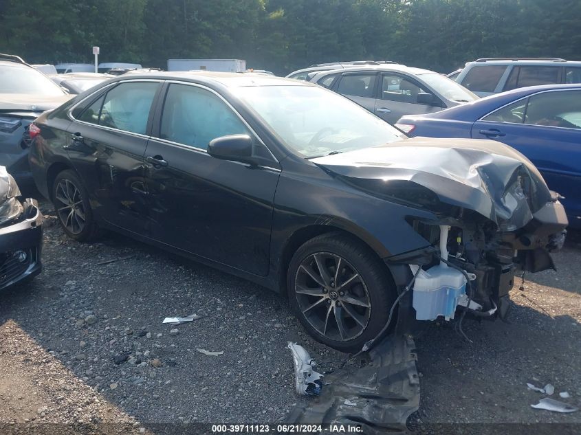 2016 TOYOTA CAMRY XSE