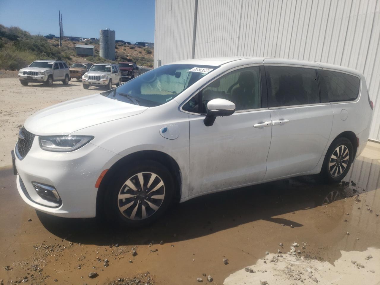 2023 CHRYSLER PACIFICA HYBRID TOURING L