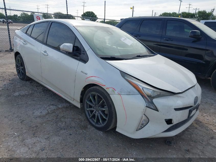 2016 TOYOTA PRIUS THREE TOURING