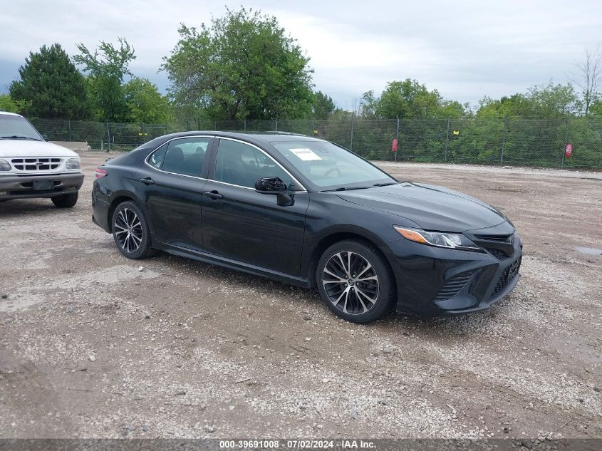 2019 TOYOTA CAMRY SE