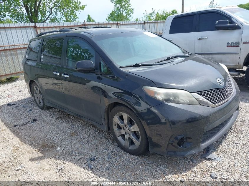 2013 TOYOTA SIENNA SE 8 PASSENGER