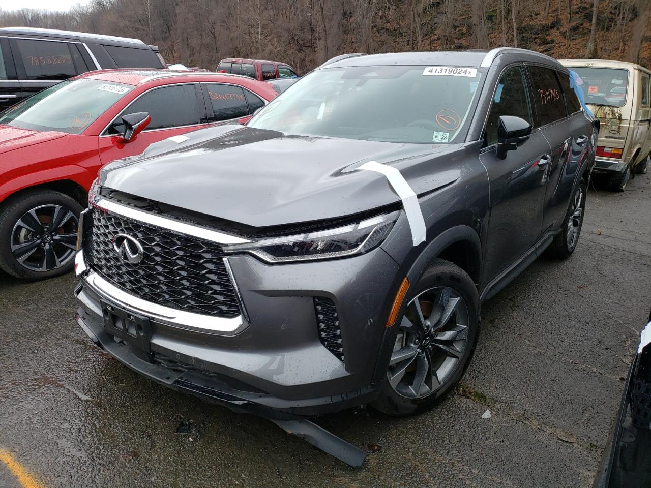 2023 INFINITI QX60 LUXE