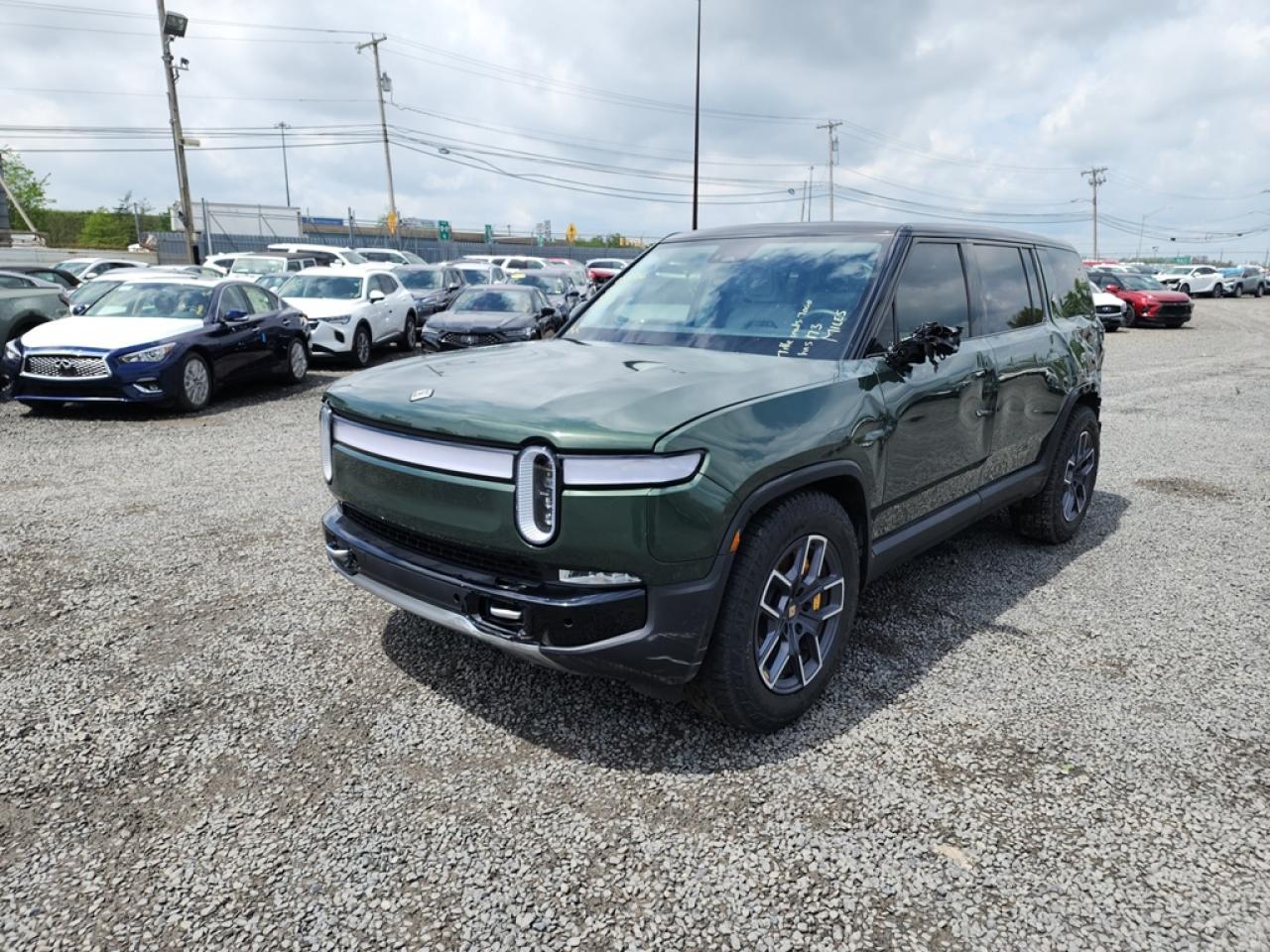 2023 RIVIAN R1S ADVENTURE