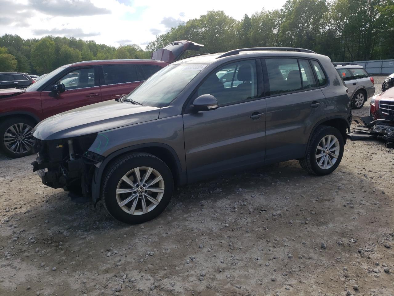 2017 VOLKSWAGEN TIGUAN S