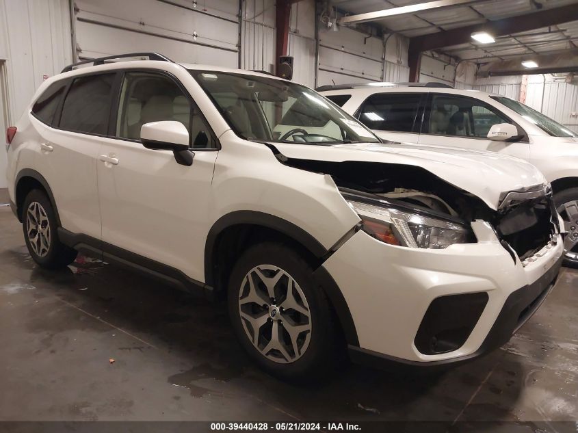 2019 SUBARU FORESTER PREMIUM