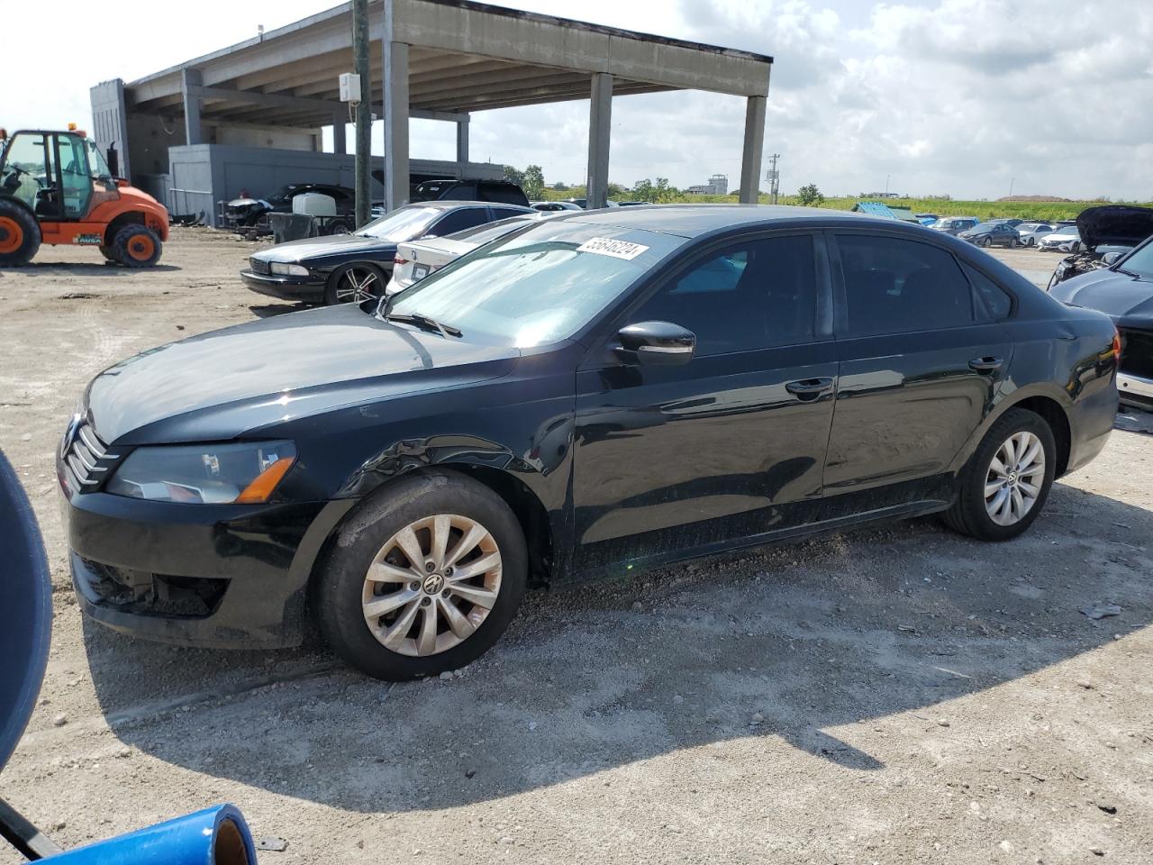 2013 VOLKSWAGEN PASSAT S