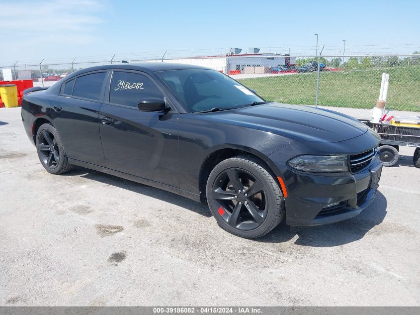 2017 DODGE CHARGER SXT RWD