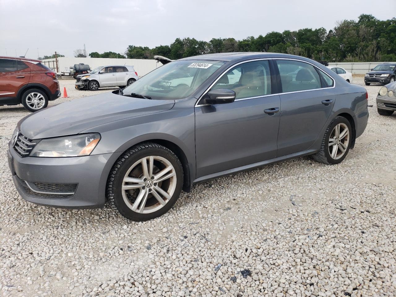 2015 VOLKSWAGEN PASSAT SE