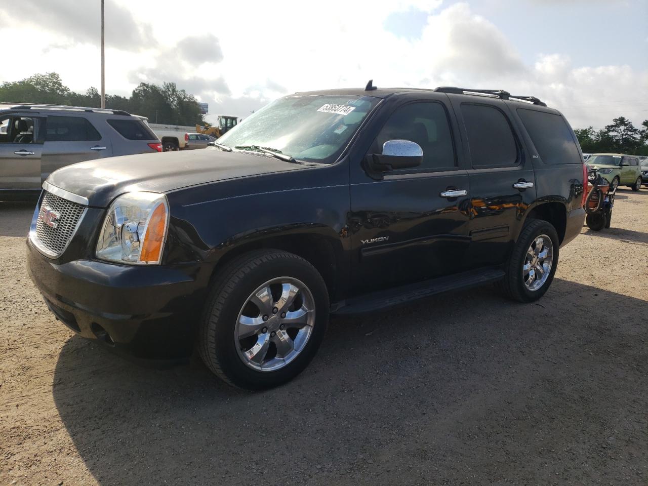 2013 GMC YUKON SLT