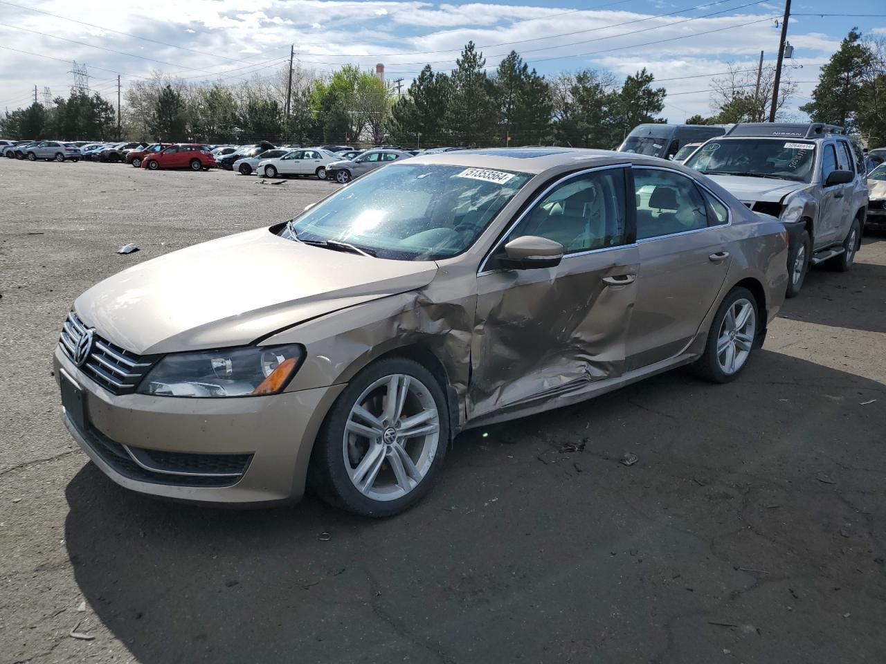 2015 VOLKSWAGEN PASSAT SE