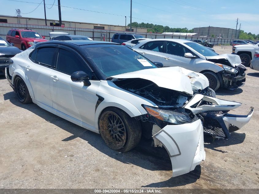 2019 TOYOTA CAMRY XSE V6