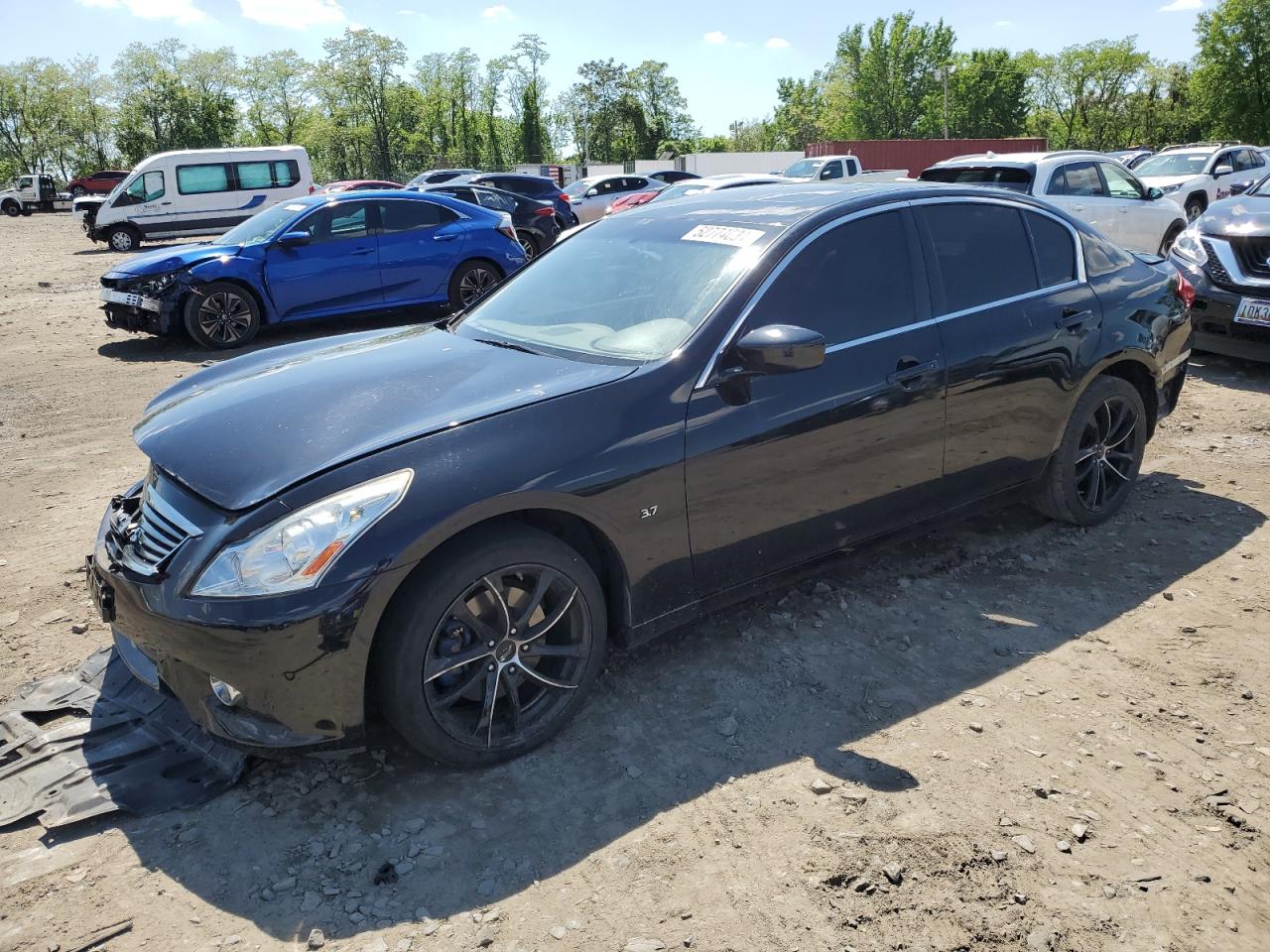 2015 INFINITI Q40