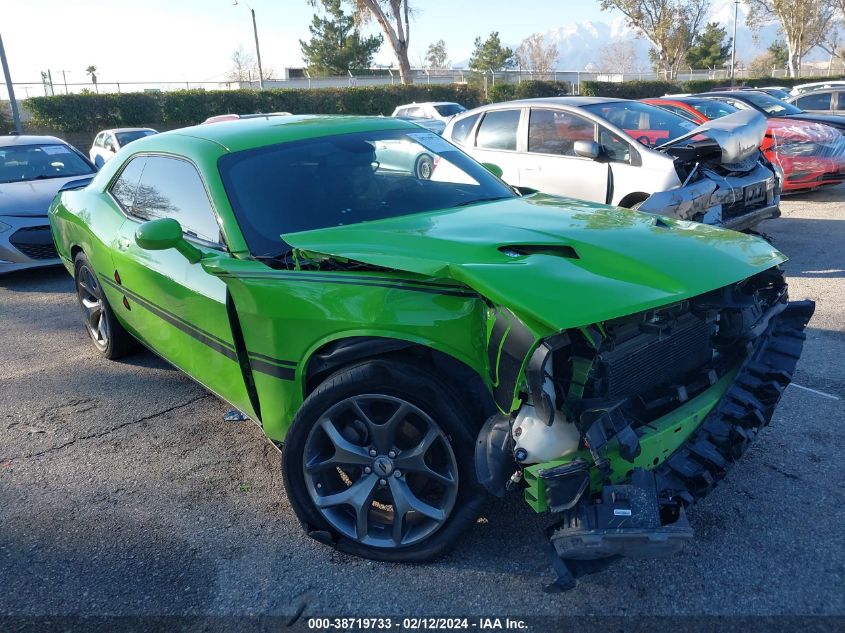 2017 DODGE CHALLENGER SXT