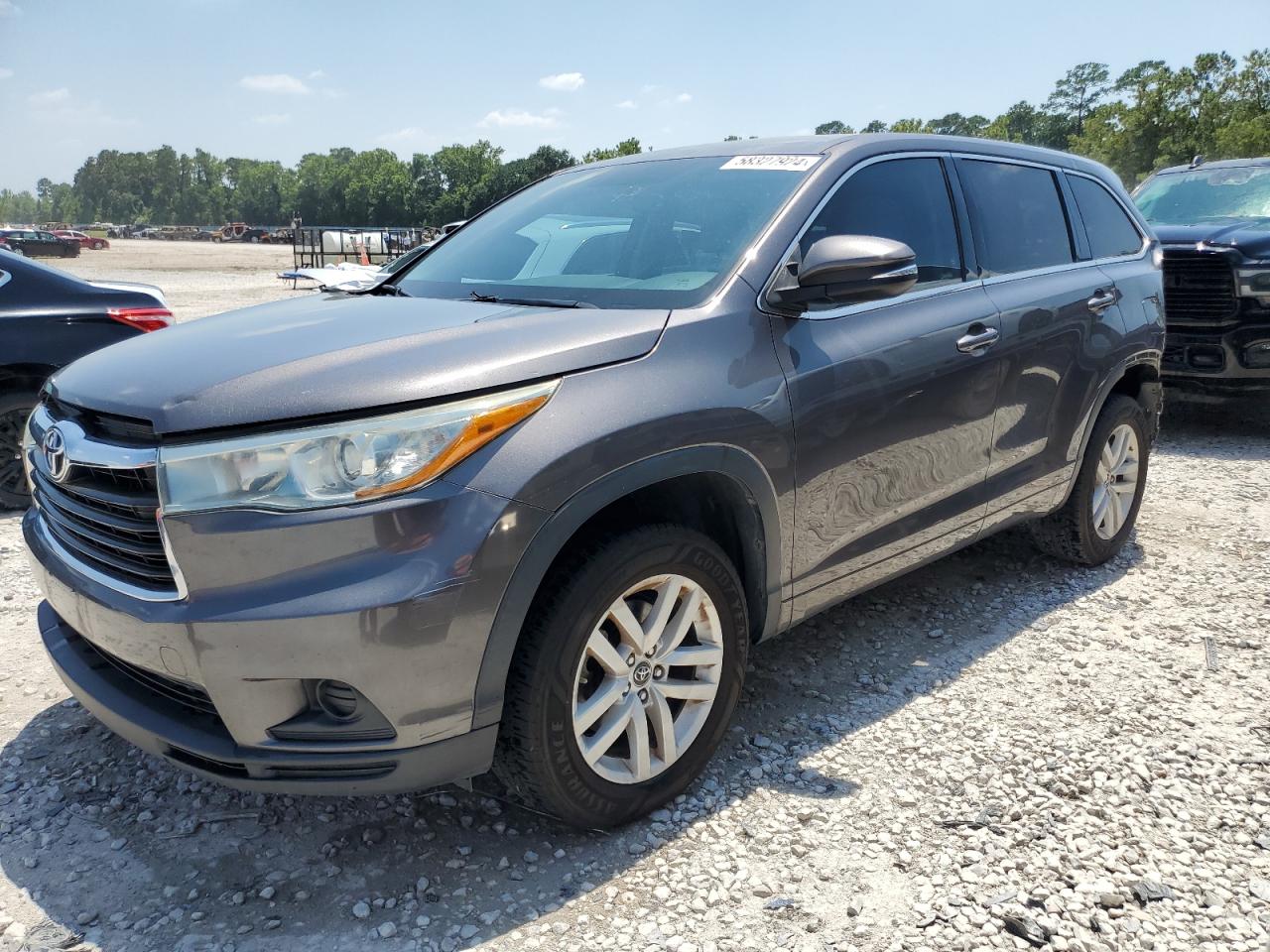 2016 TOYOTA HIGHLANDER LE