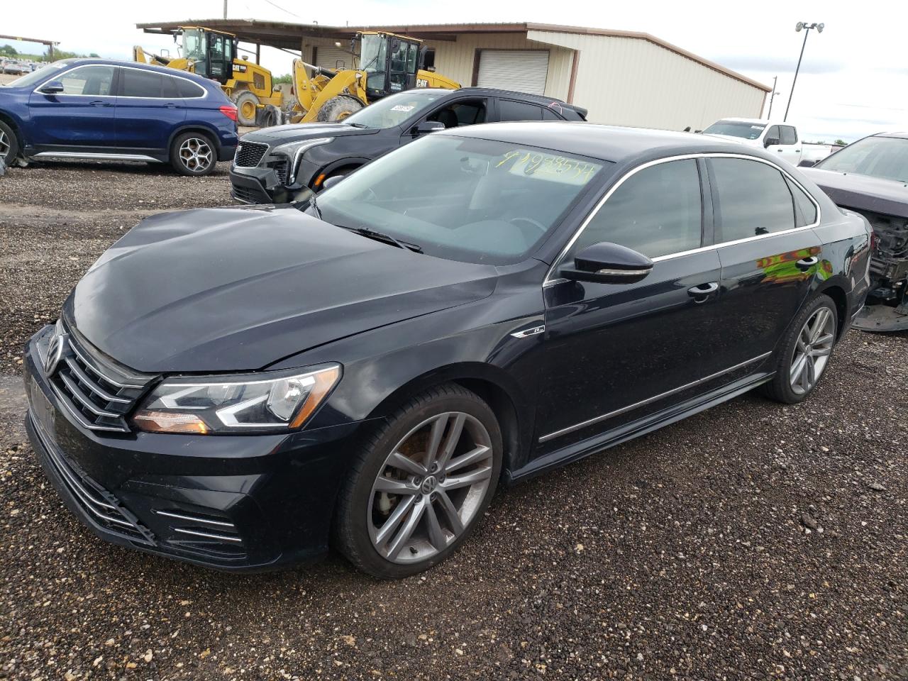 2017 VOLKSWAGEN PASSAT R-LINE