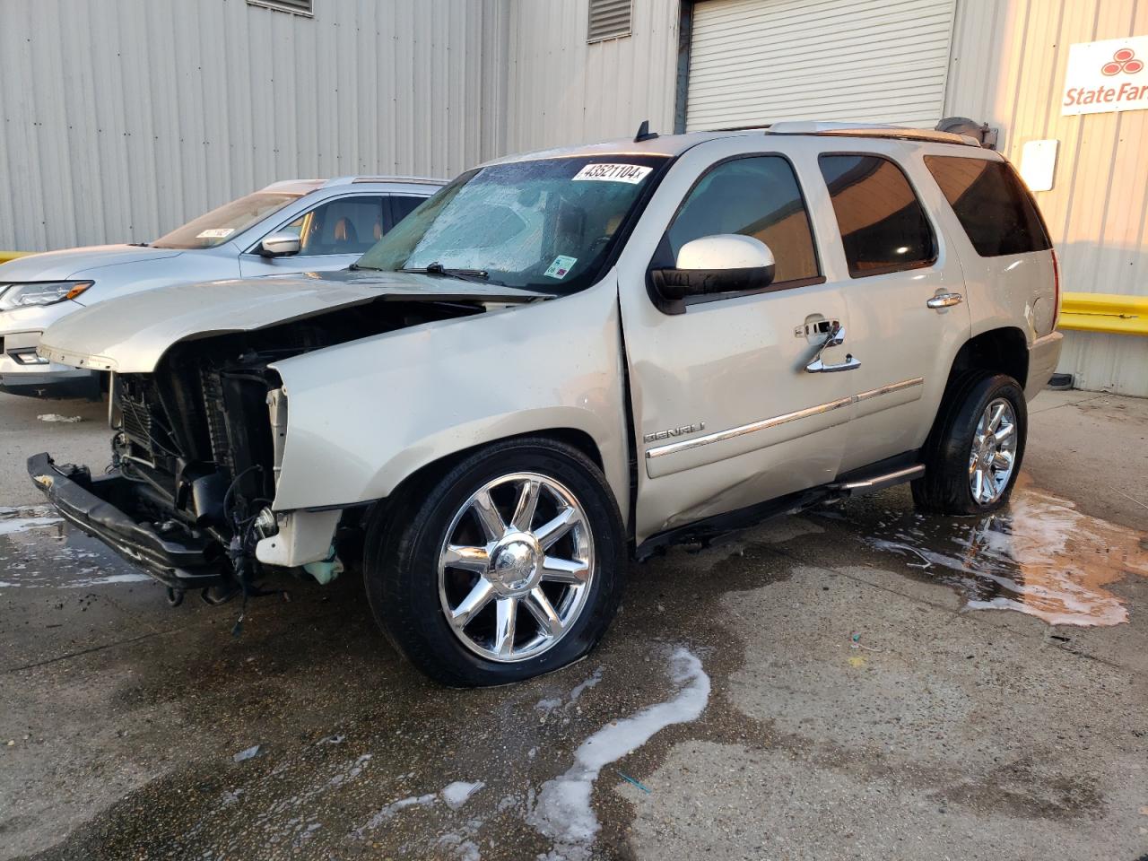 2013 GMC YUKON DENALI