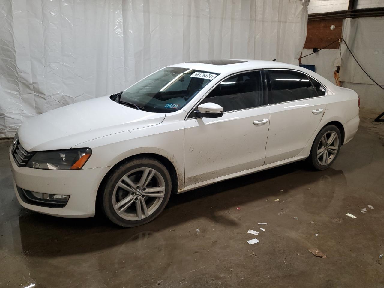 2013 VOLKSWAGEN PASSAT SE