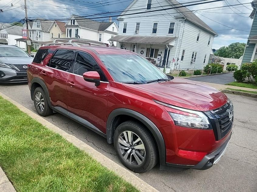 2023 NISSAN PATHFINDER SL