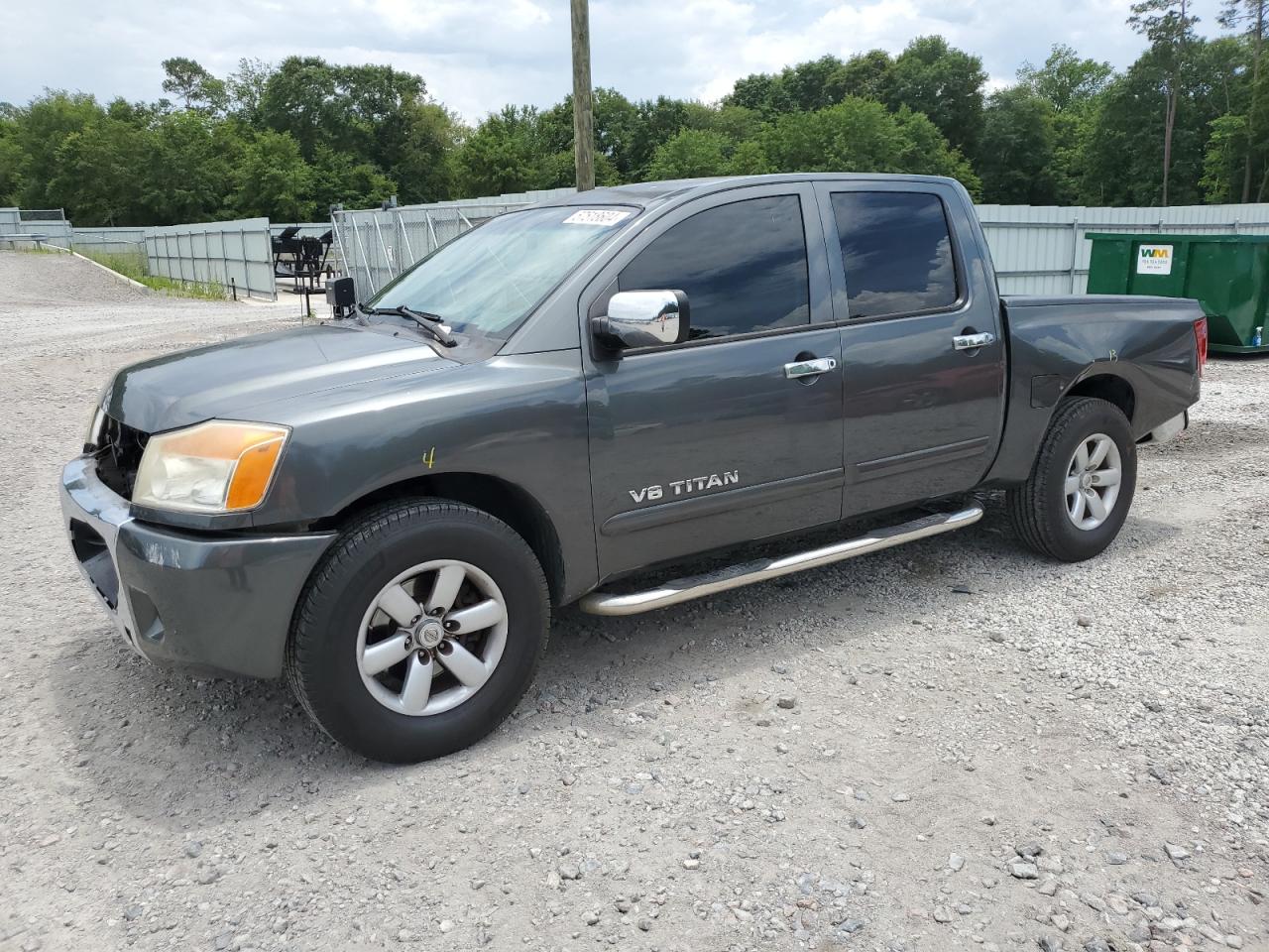 2010 NISSAN TITAN XE