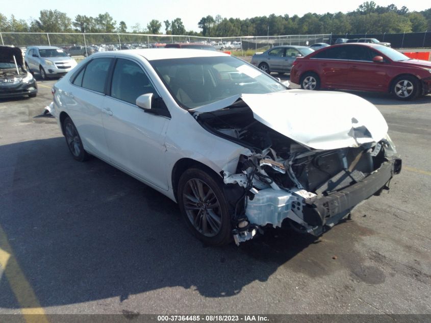 2017 TOYOTA CAMRY SE