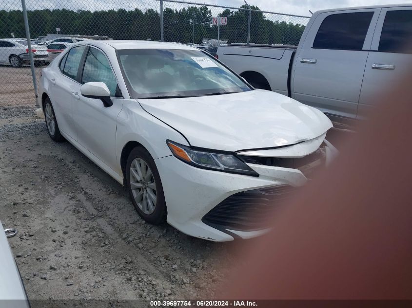 2018 TOYOTA CAMRY LE