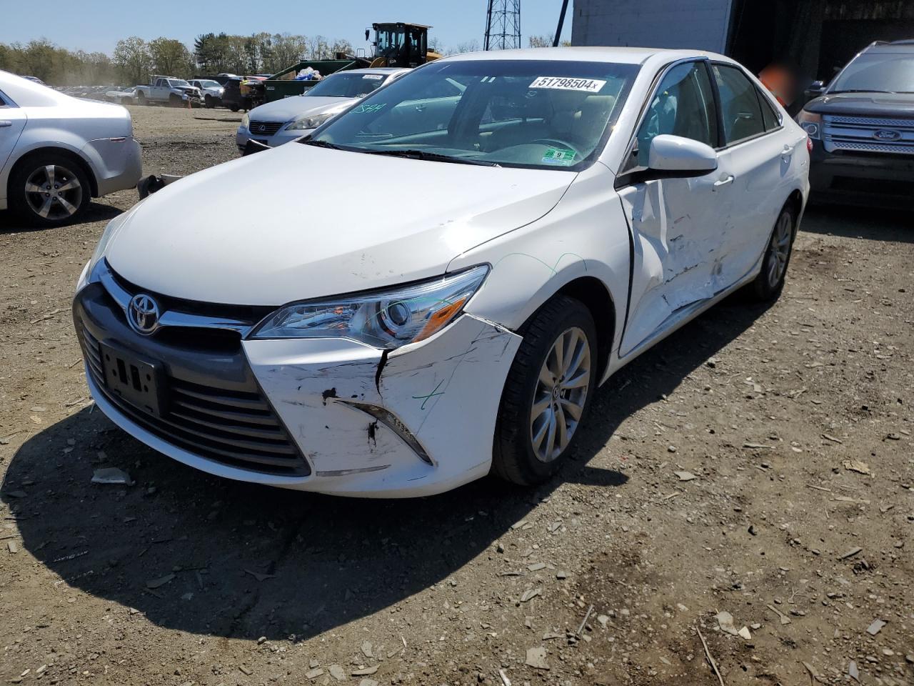 2016 TOYOTA CAMRY LE