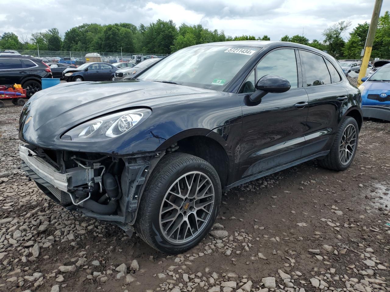 2018 PORSCHE MACAN