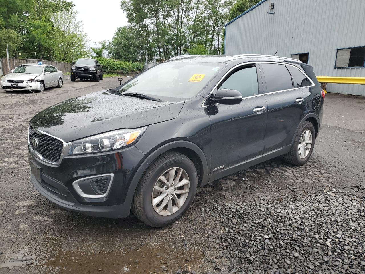 2017 KIA SORENTO LX