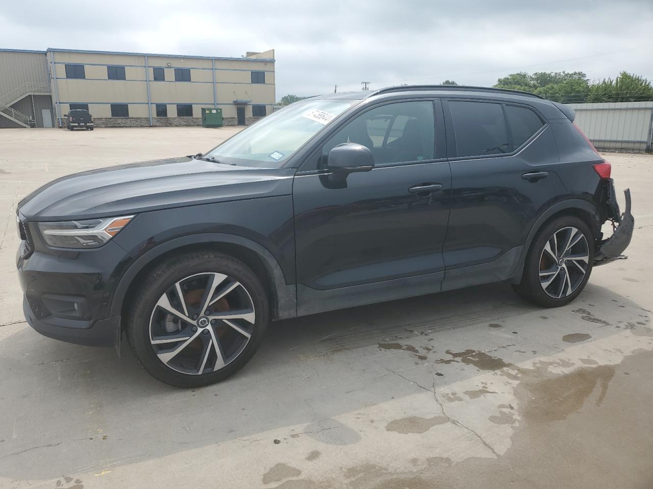 2021 VOLVO XC40 T5 R-DESIGN