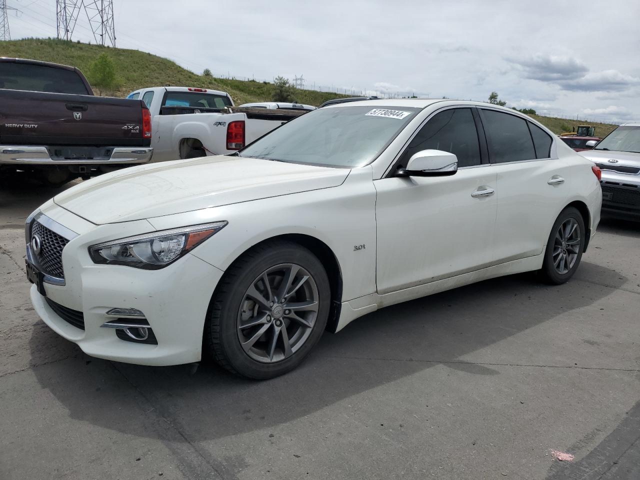 2017 INFINITI Q50 PREMIUM