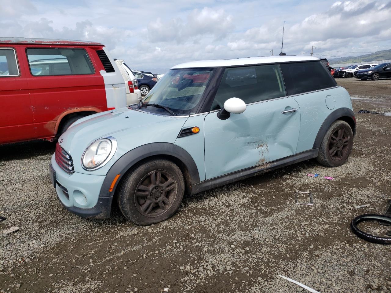 2013 MINI COOPER