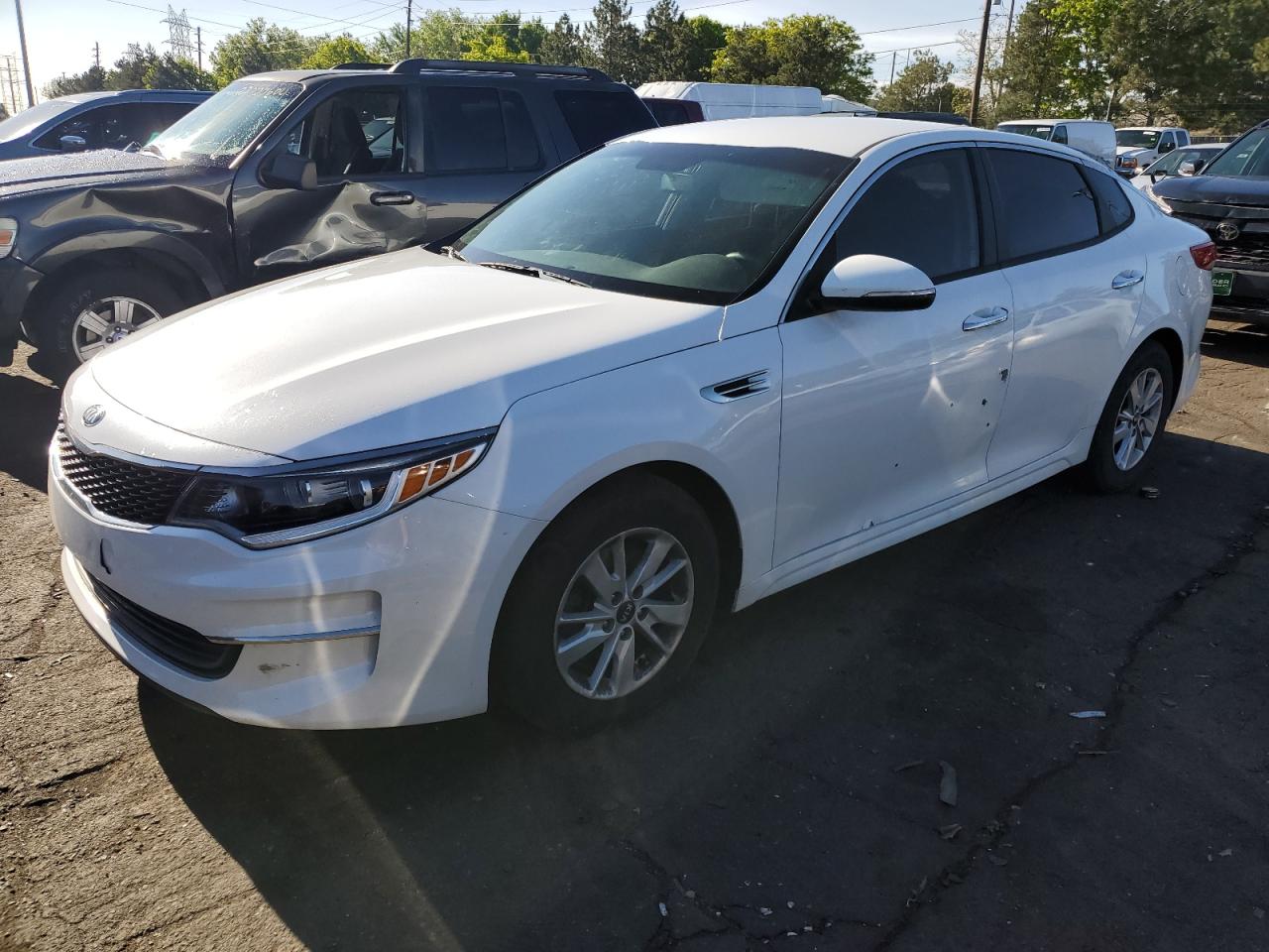 2017 KIA OPTIMA LX