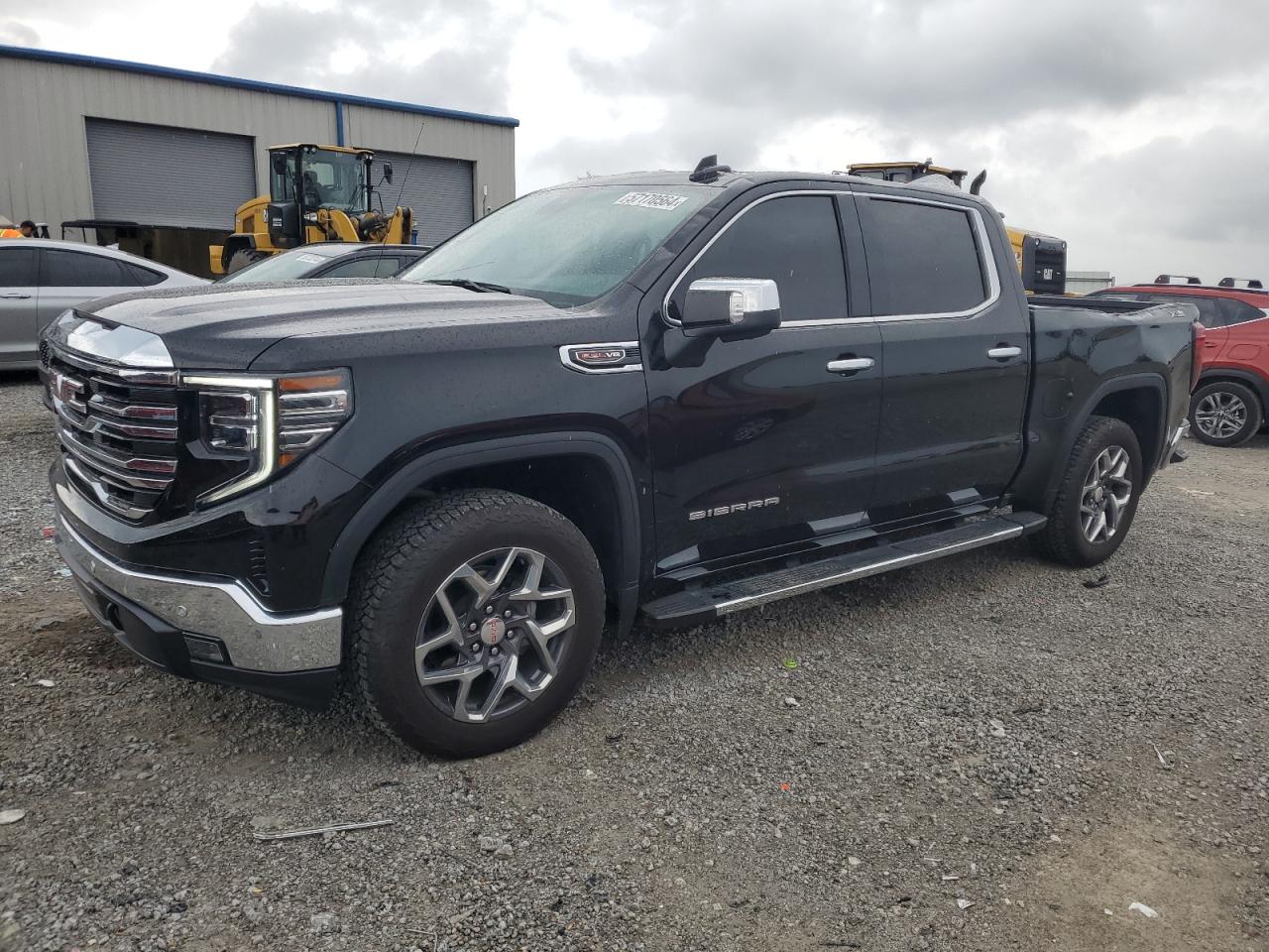 2023 GMC SIERRA K1500 SLT