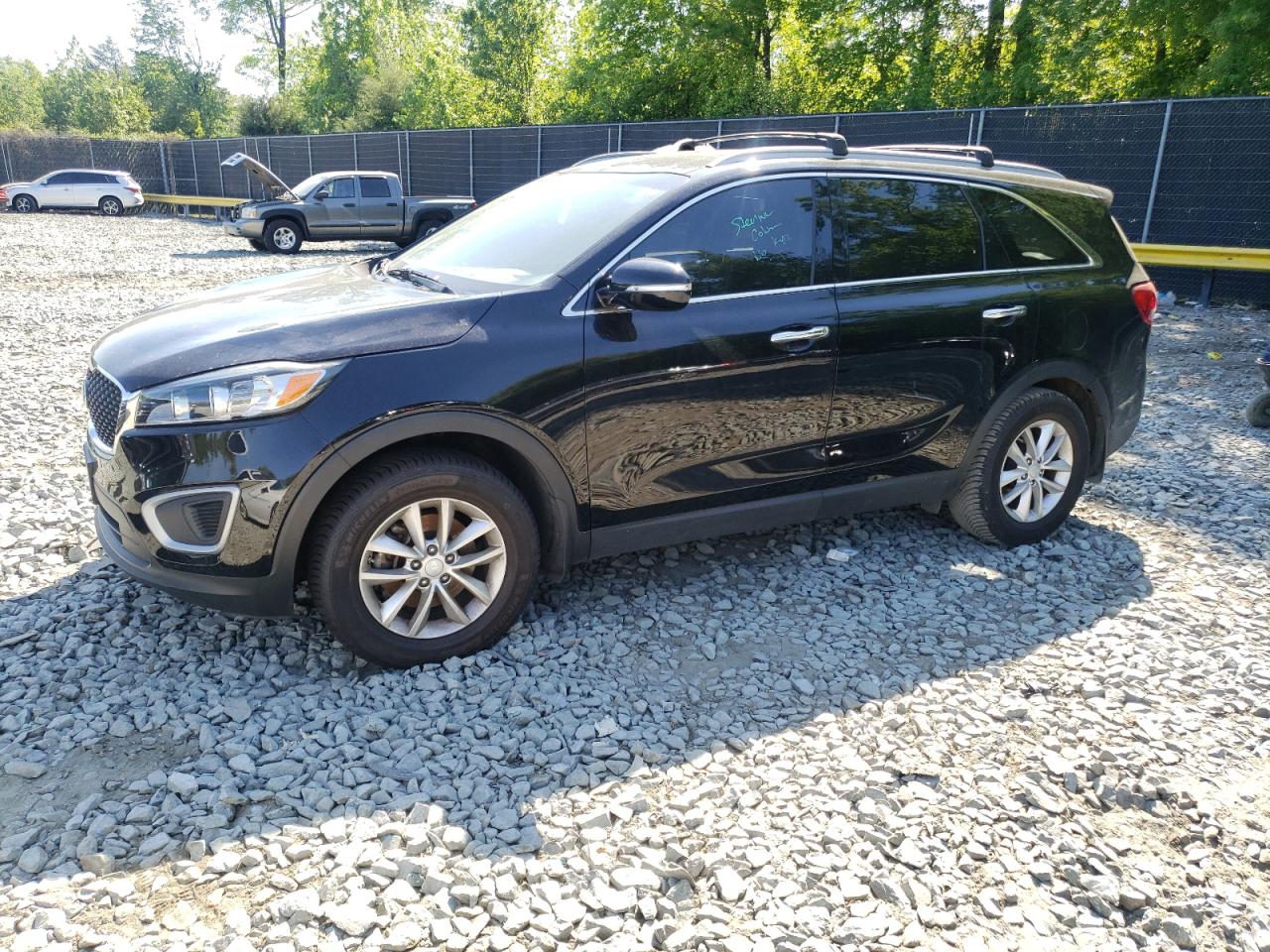 2017 KIA SORENTO LX