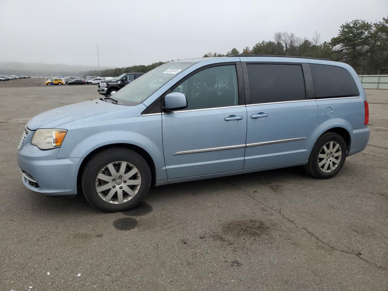 2013 CHRYSLER TOWN & COUNTRY TOURING