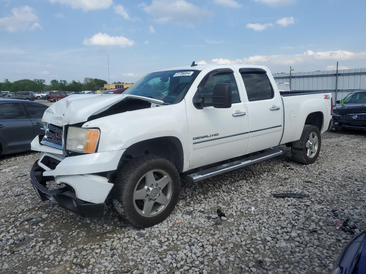 2011 GMC SIERRA K2500 DENALI